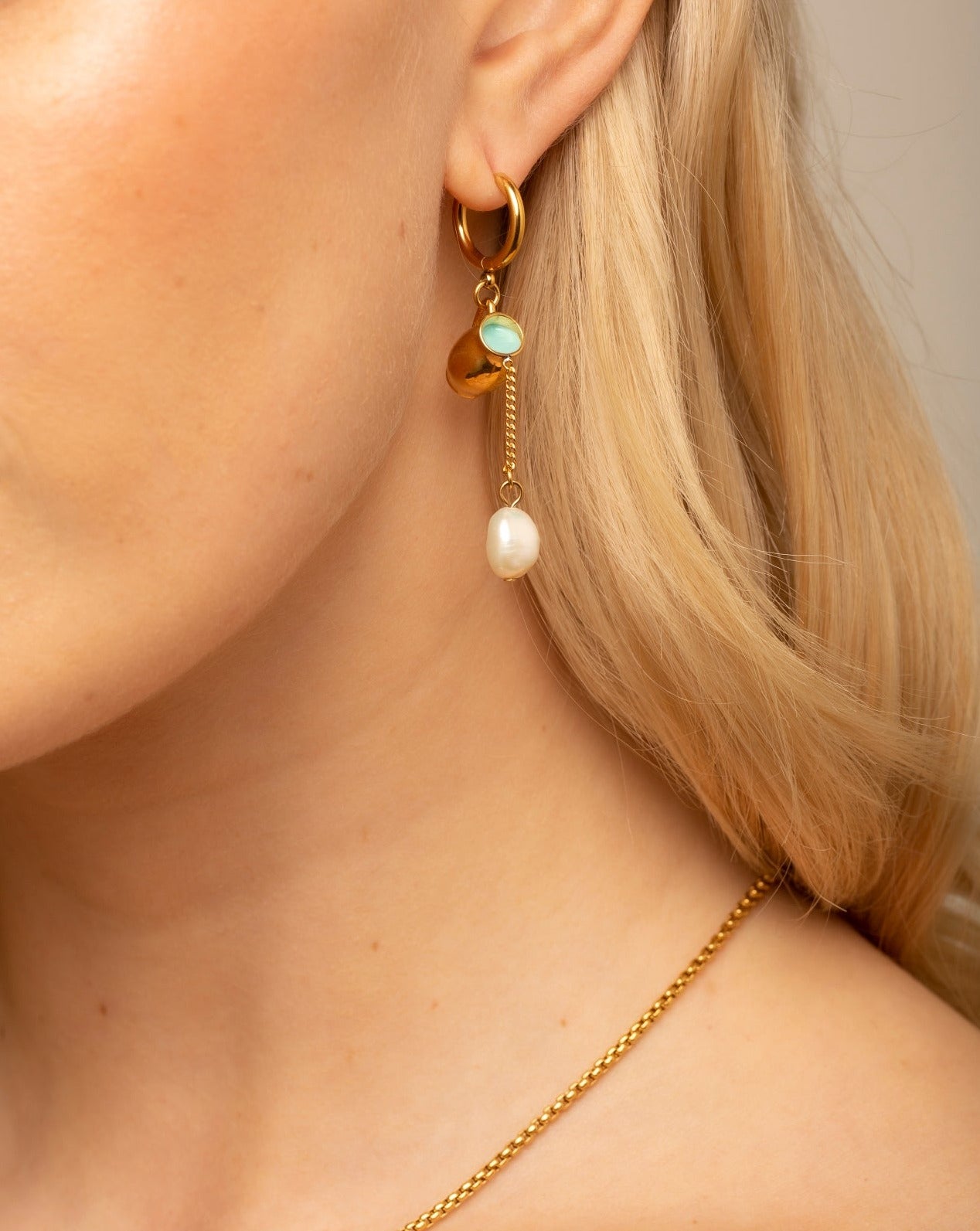 Vase Earrings