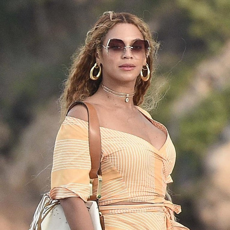 AS SEEN ON: BEYONCE