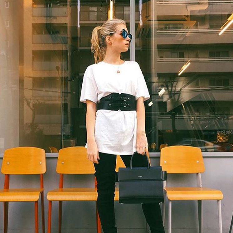 LOTTIE MOSS x SPOTLIGHT BLUE