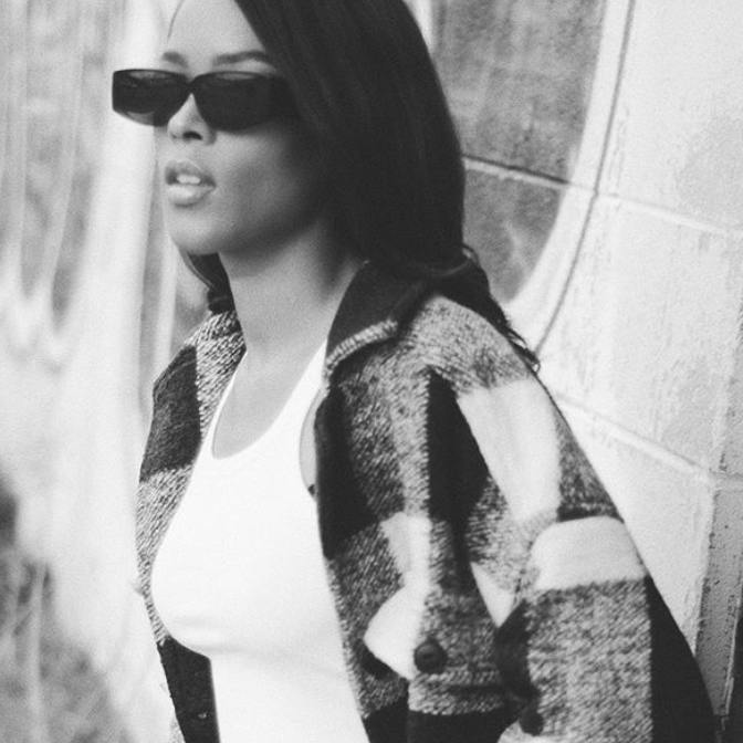 SERAYAH X FAME BLACK