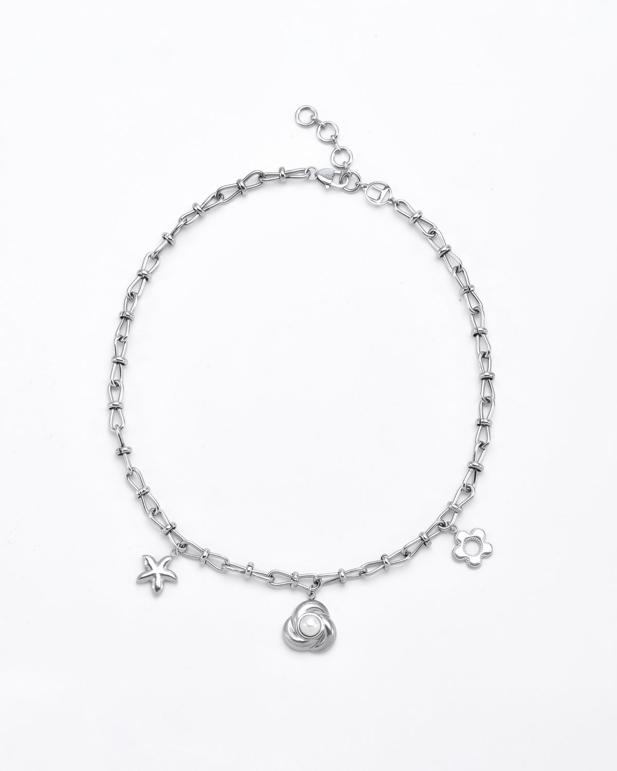 Daisy Necklace Silver