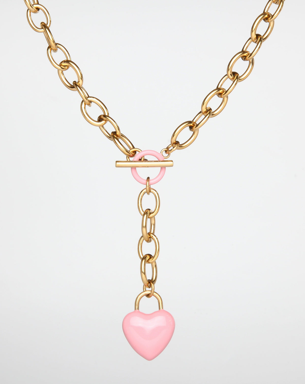 The Kiss Necklace Pink